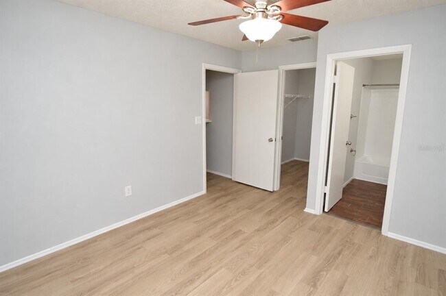 Building Photo - 8645 Fancy Finch Dr