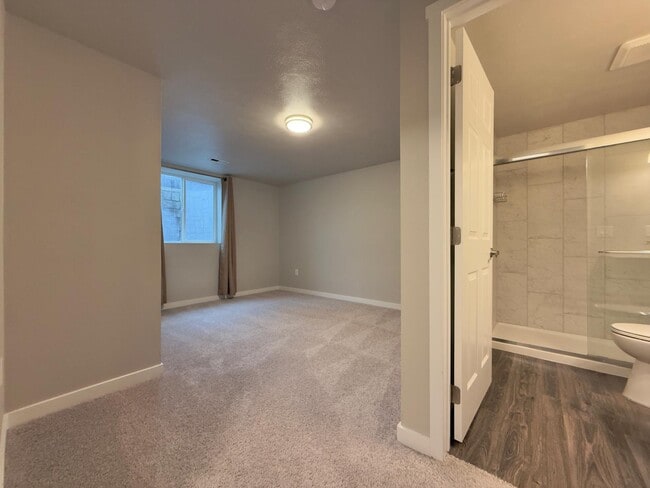 Building Photo - 6211 S Terre Vista St