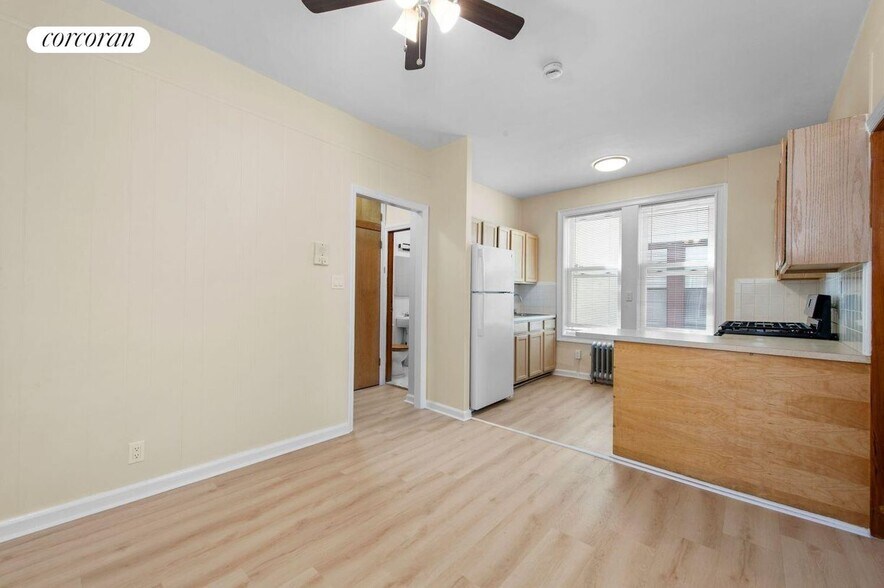 Building Photo - 30-72-72 37th St