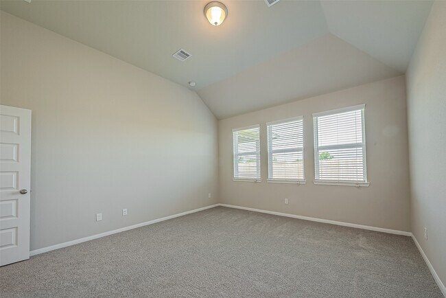 Building Photo - 1091 Lilly Ln