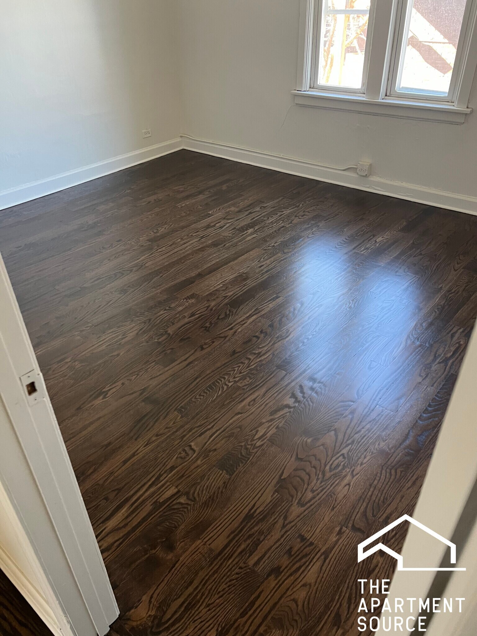 Building Photo - 3135 N Oakley Ave