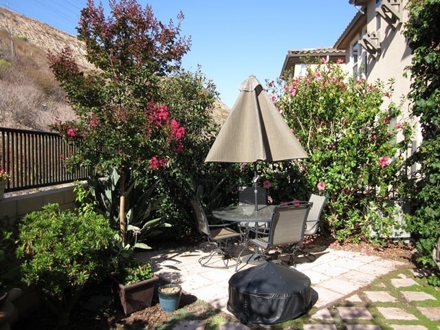 Building Photo - Beautiful  Escala Townhome  in Resort Styl...