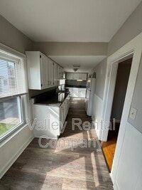 Building Photo - 66 Lyman St