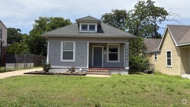 Building Photo - 2409 NW 18th St