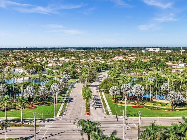 Building Photo - 357 NW 154 Ave