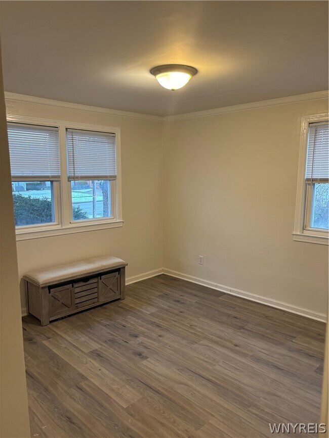 Building Photo - 4765 N Bailey Ave