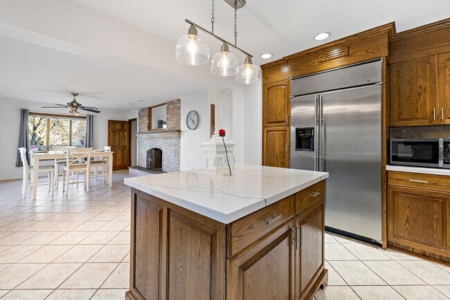 Building Photo - 14 Plymouth Ave