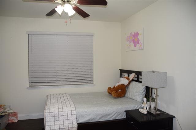 Building Photo - 414 Parkford Dr