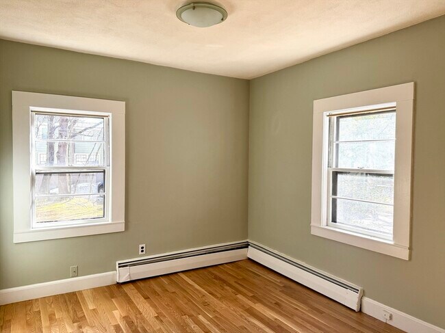 Building Photo - 90 Mill St