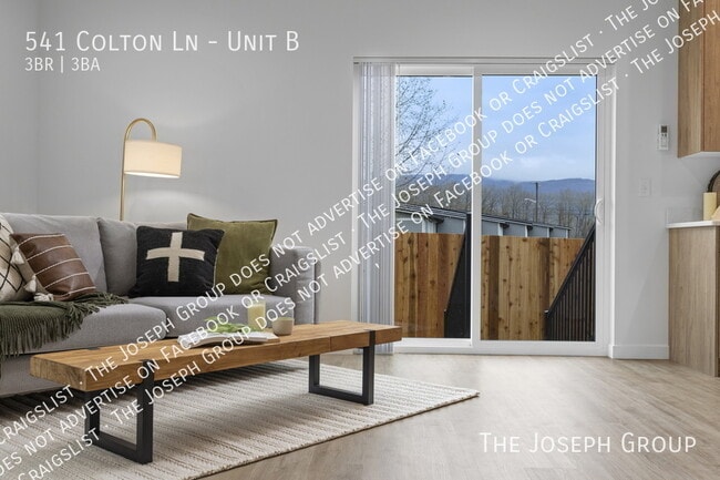 Building Photo - 541 Colton Ln