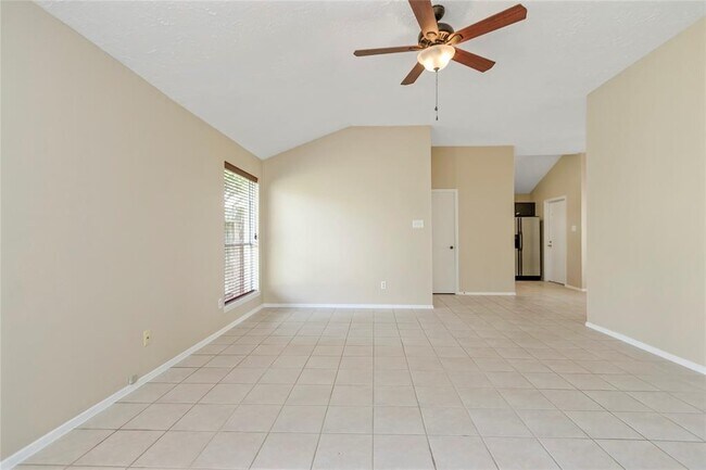 Building Photo - 6903 Foxmont Ln