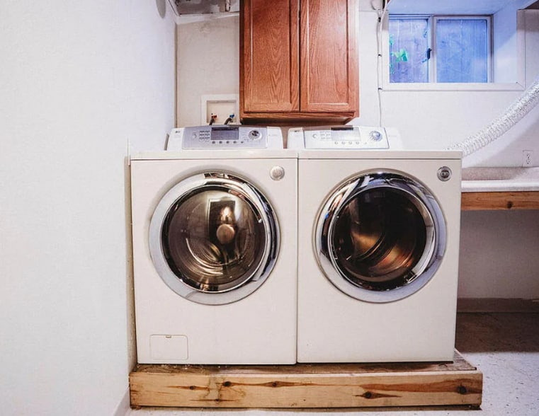 Building Photo - 505 3rd Ave NE