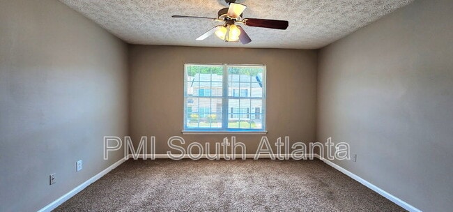 Building Photo - 1745 Carrington Dr