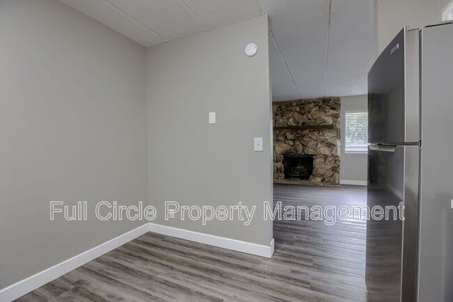 Building Photo - 1640 N 56th St