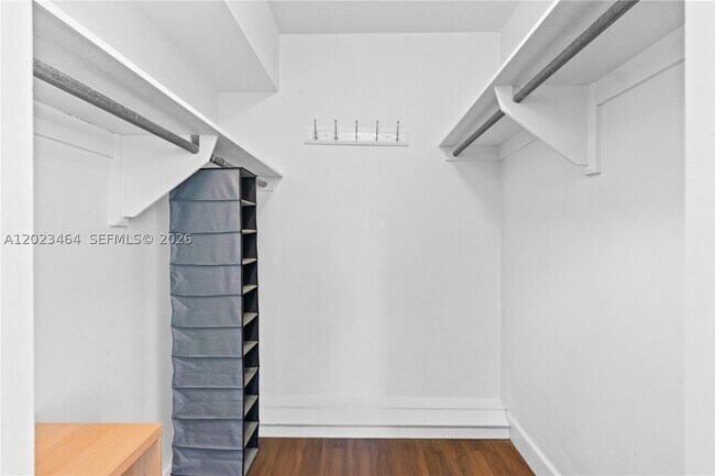 Building Photo - 10190 Collins Ave