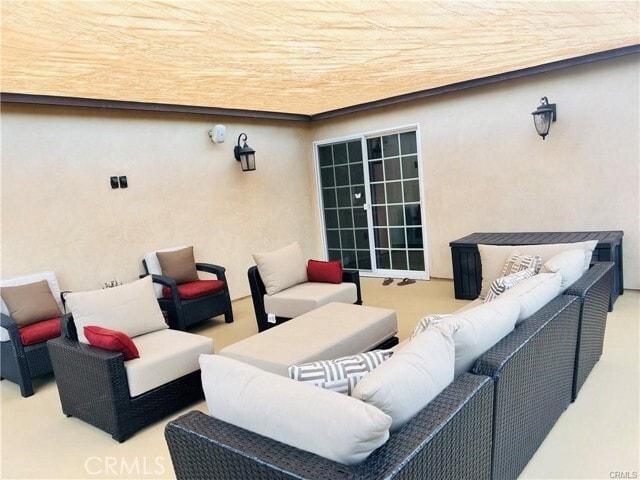 Building Photo - 104 Avenida Caballeros