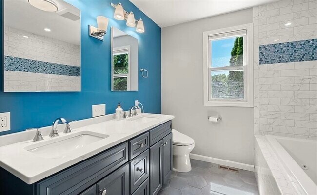 Building Photo - 33 Furbush Rd