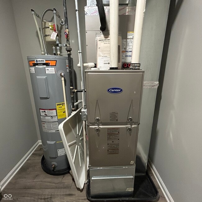 Building Photo - 1913 Downey Ln