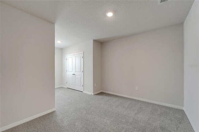 Building Photo - 17637 Crescent Moon Lp