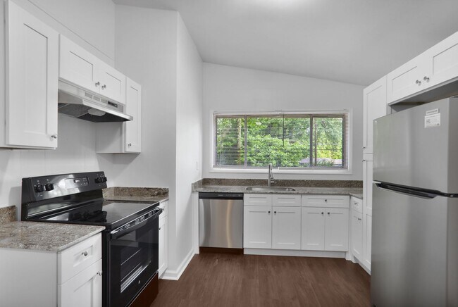 Building Photo - 2200 Camp Ground