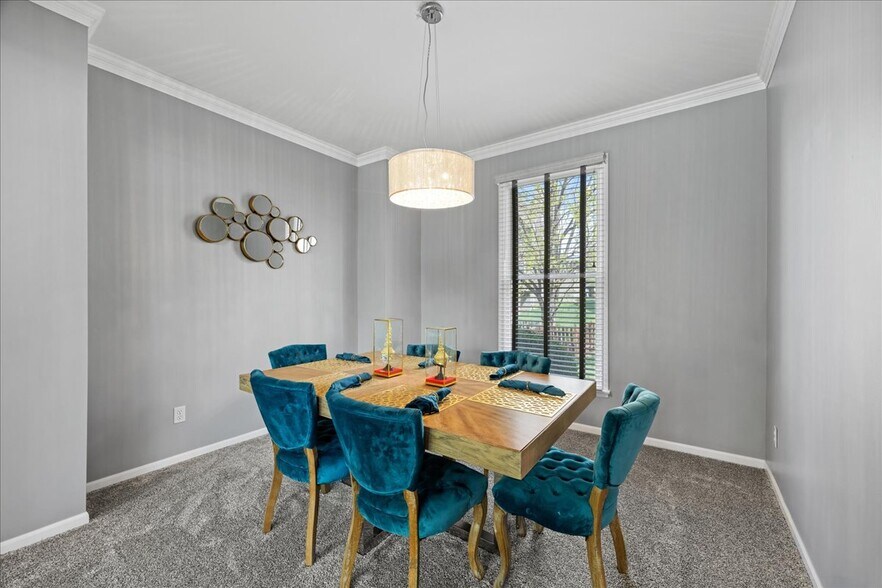 Dining Room - 8004 W 146th St