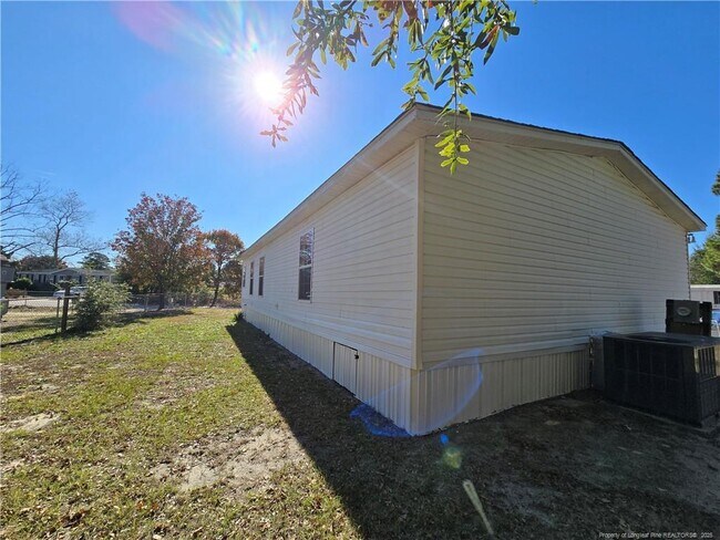 Building Photo - 2658 Driftwood Dr