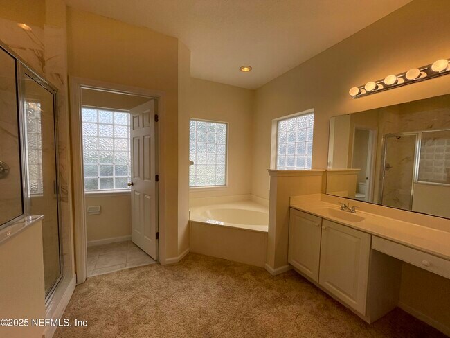Building Photo - 1804 Sea Pines Ln