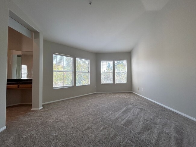 Building Photo - 2834 Ballesteros Ln