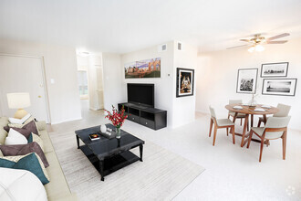 Building Photo - Woodmere Apartments