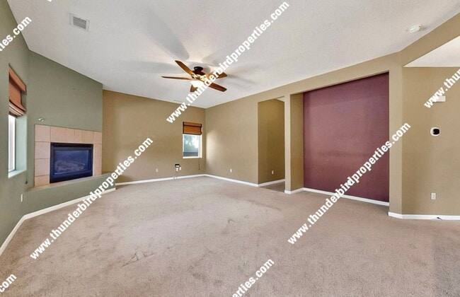 Building Photo - 5 bedroom home in Los Milagros