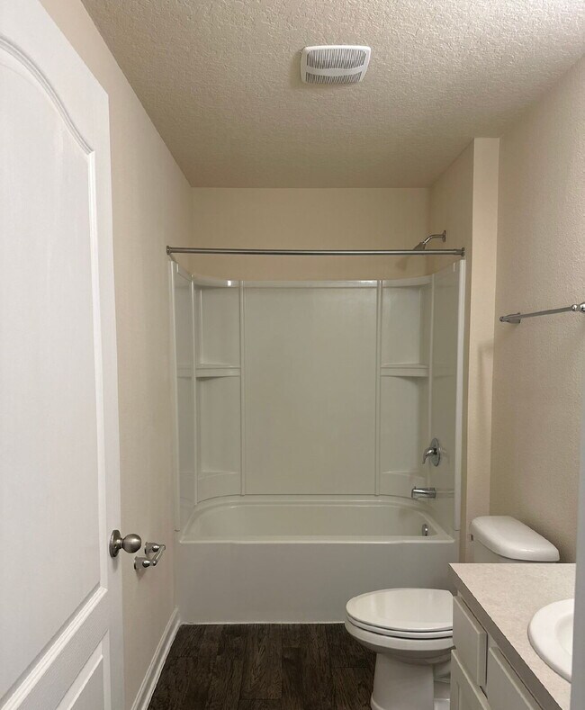 Building Photo - Cross Creek Community, Green Cove Springs Newer Home, Available For Rent