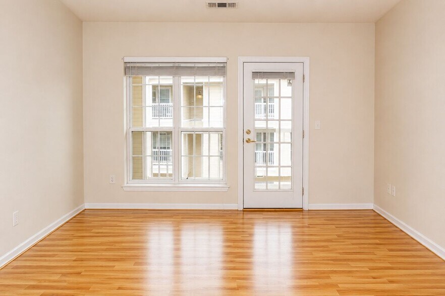 Building Photo - 4551 Strutfield Ln