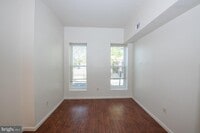 Building Photo - 1526 Mt Vernon St