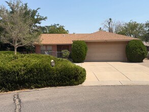 Building Photo - 5516 Cochiti Ct NW