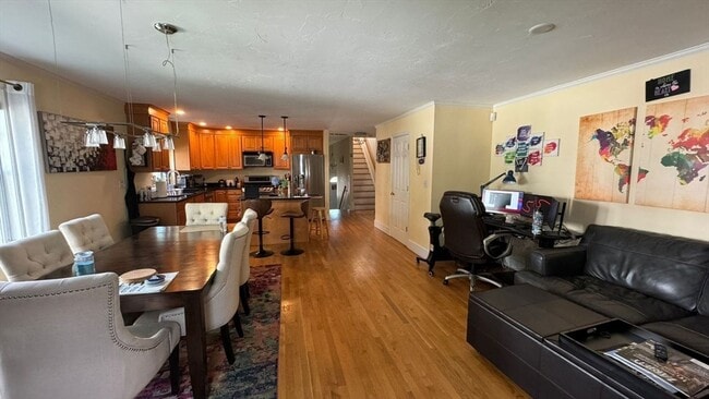 Building Photo - 343 Quarry St