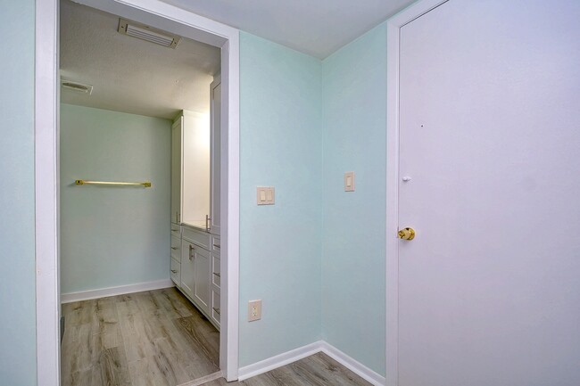Building Photo - 1515 Bayshore Blvd