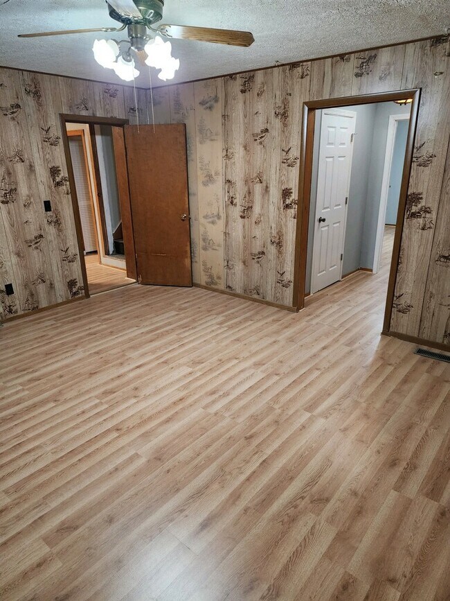 Master Bedroom - 228 E 8th St