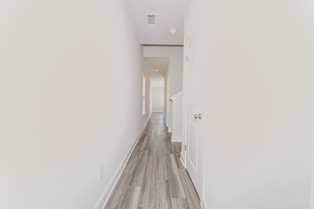 Building Photo - 1604 Espy Aly