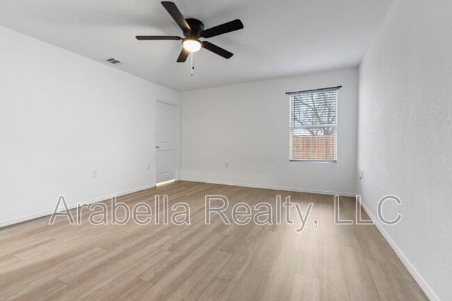 Building Photo - 12006 Still Pass