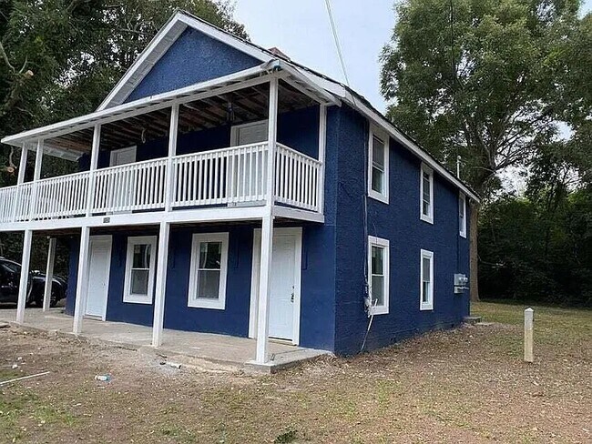 Building Photo - Hampton Apts
