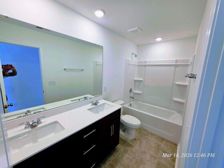 Building Photo - 65 Blossom Field Way