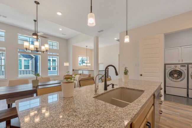 Building Photo - 10927 Keaton Landing Dr