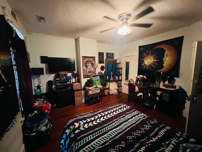 Building Photo - Charming 3bdrm/1.5bth Home Conveniently Located in Richmond's North Highland Park Subdivision w/P...