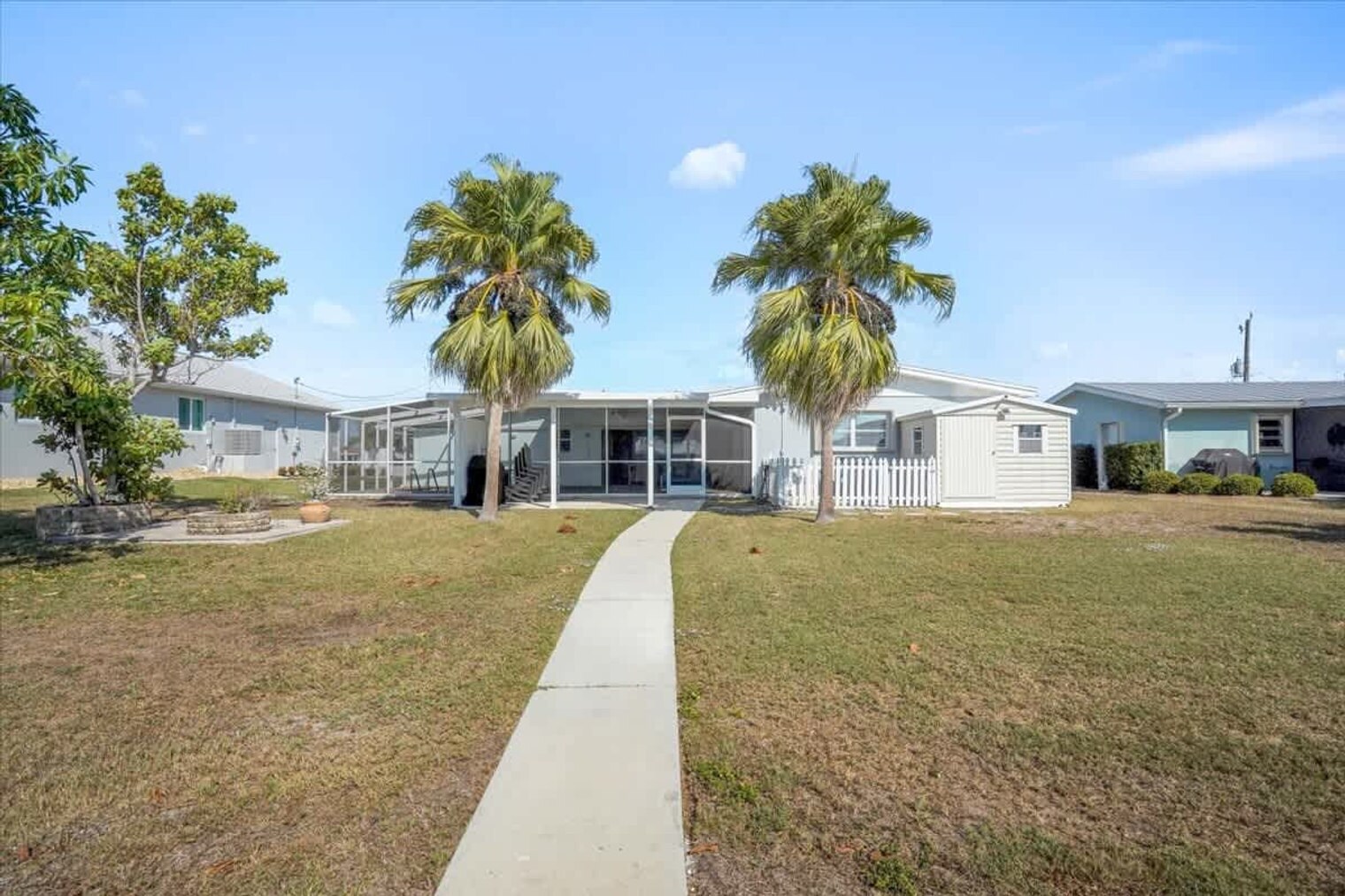 Building Photo - 115 Leland St SE