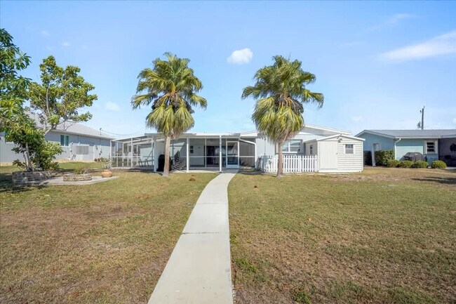 Building Photo - 115 Leland St SE