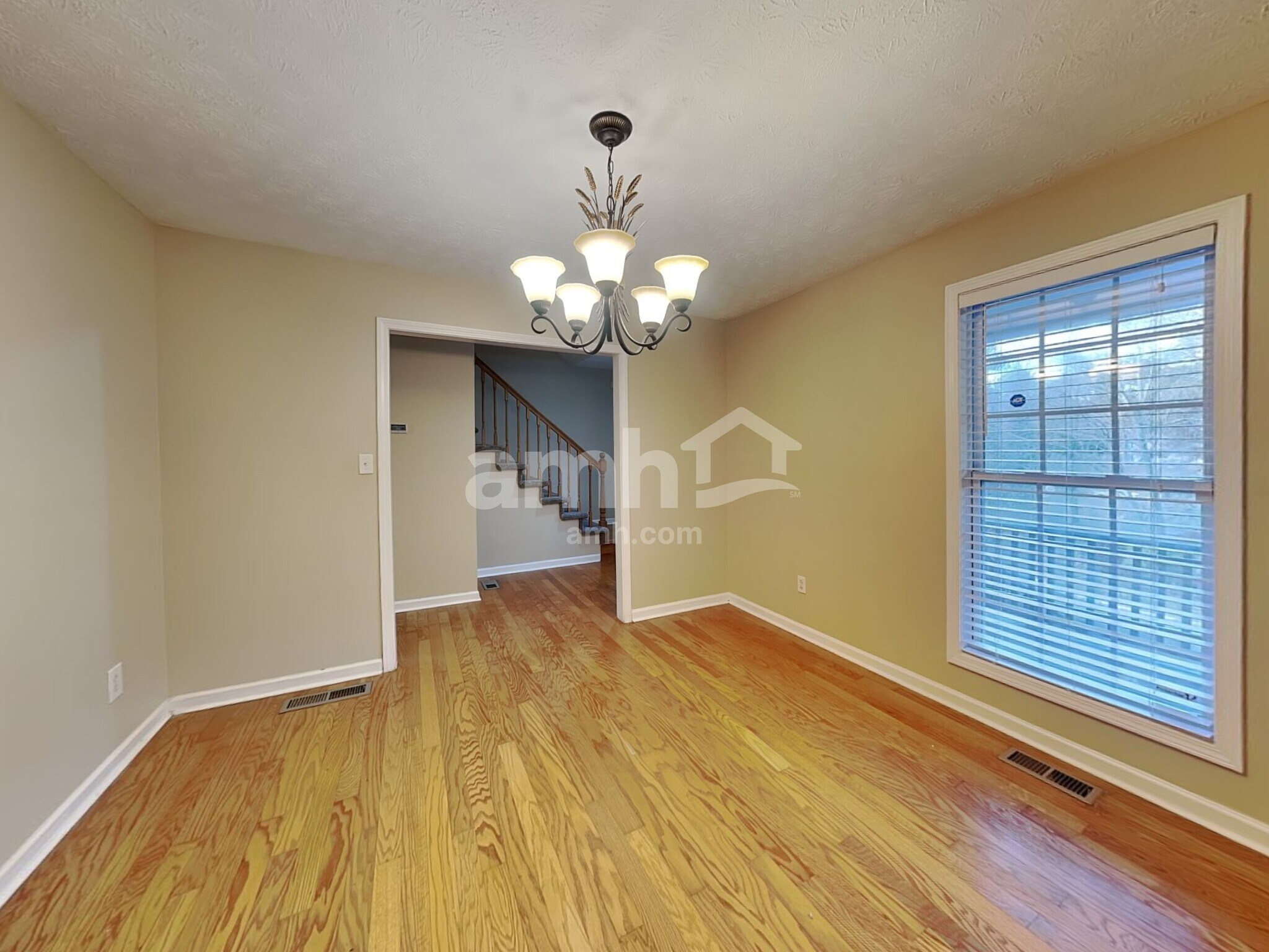 Building Photo - 5110 Salem Dr