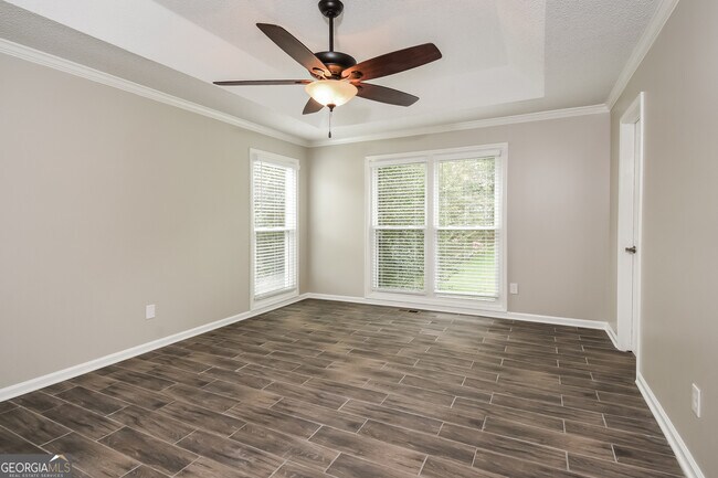 Building Photo - 17 Stonecreek Dr SW