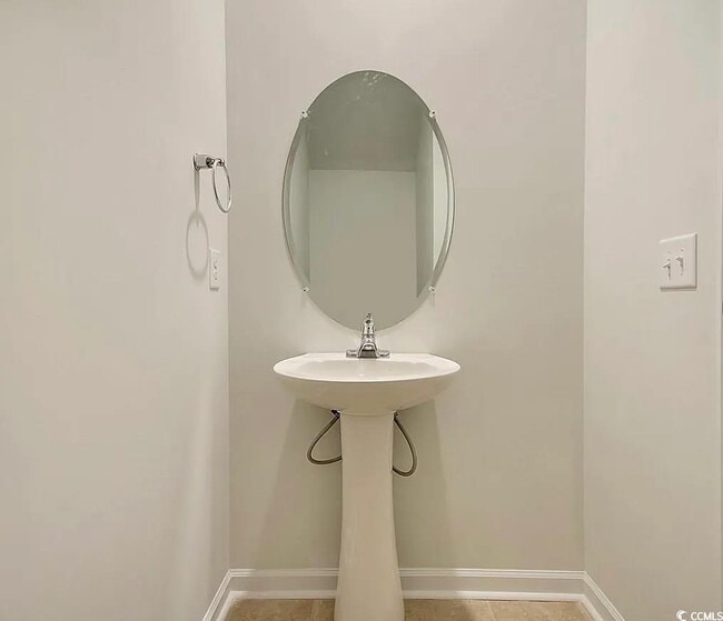 Building Photo - 182 Waterloo Sunset Dr