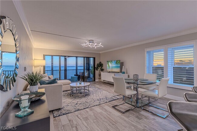 Building Photo - 3350 N Key Dr