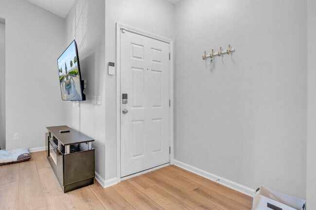 Building Photo - 132 Woodward Rd